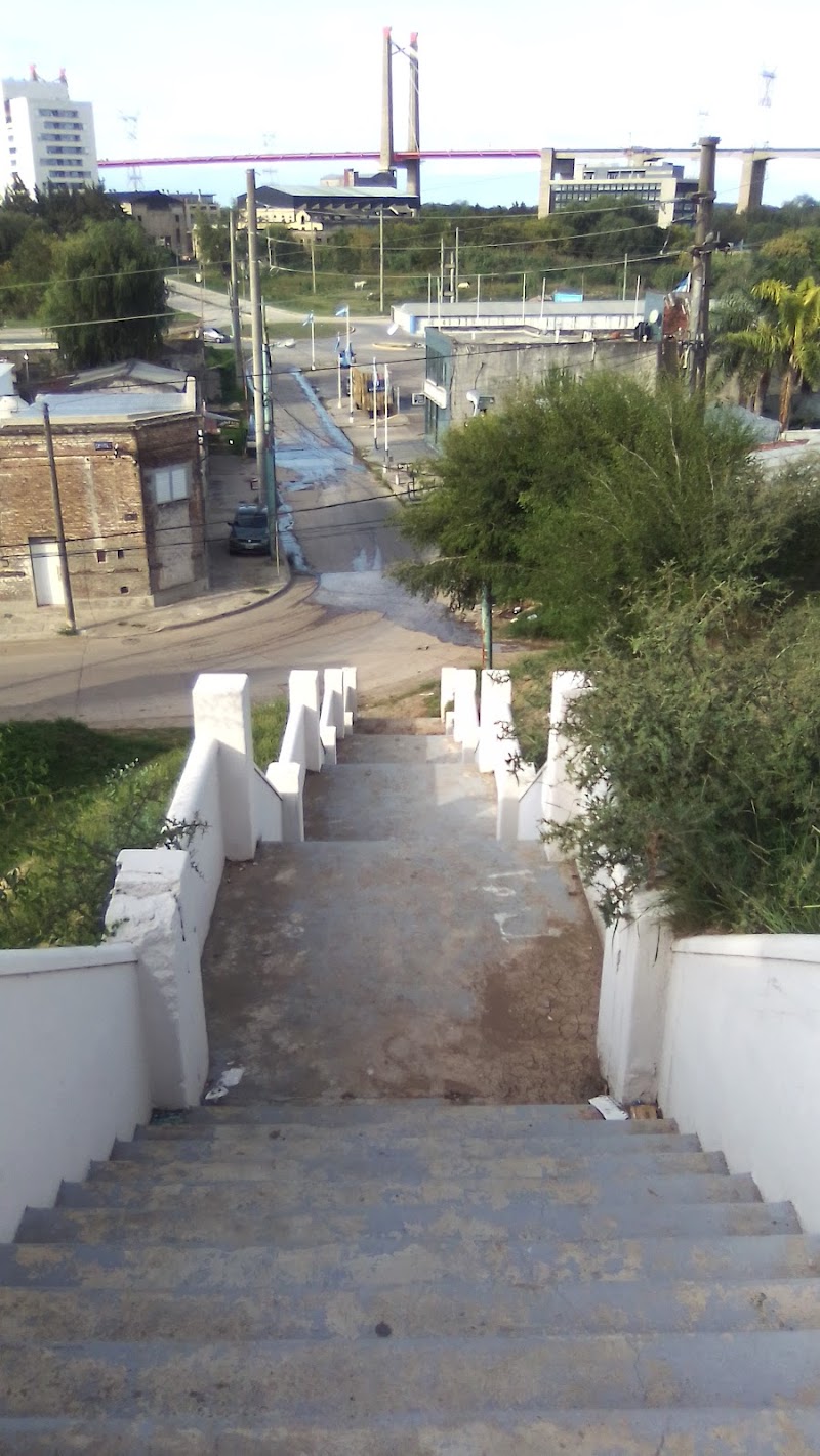 Escalera calle Arribeños