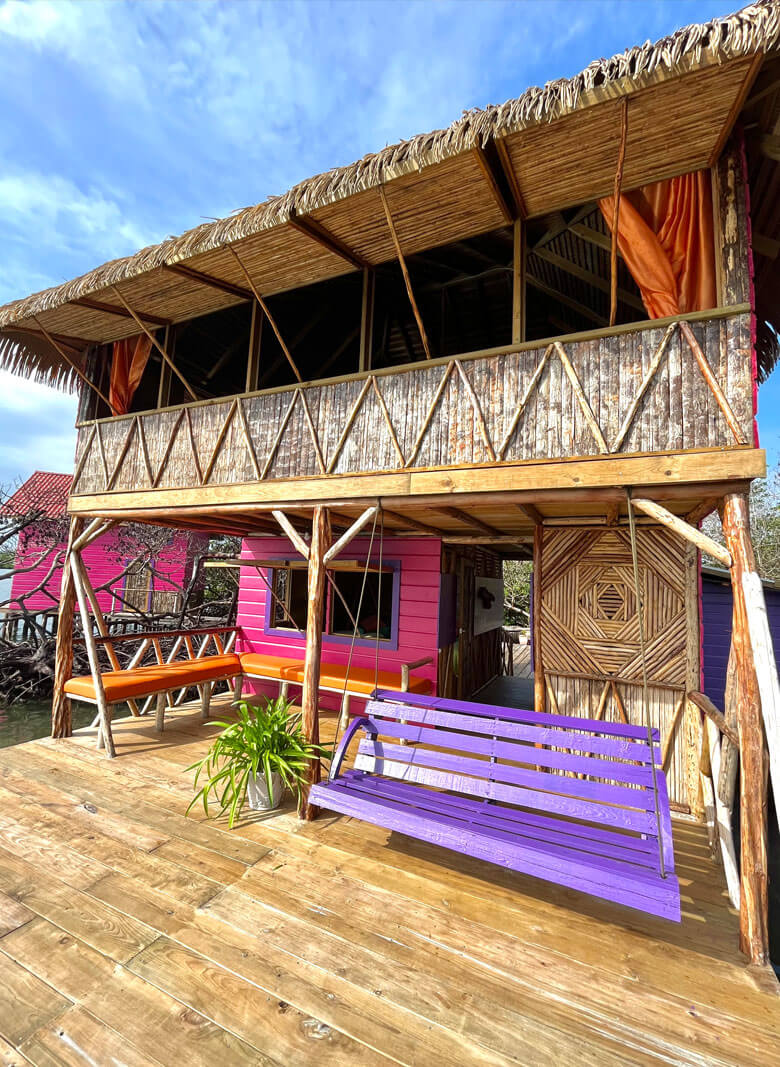Urraca Monkey Island Eco Resort