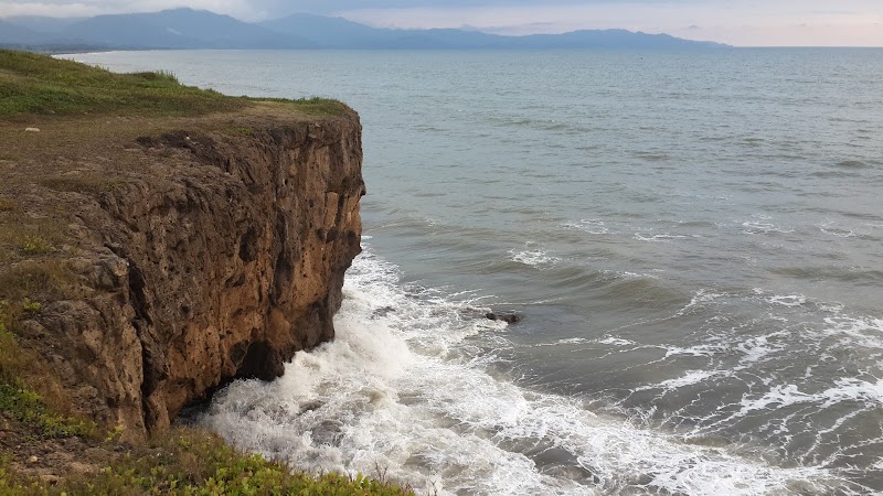 Guacalillo Cliff